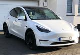 Tesla Model Y Premium Long Range Allrad Dual Motor  - weiße Tesla Model Y