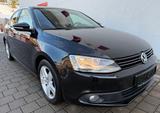 Volkswagen Jetta VI Comfortline BMT Klimaaut,Navi,Temp,Alu - Volkswagen Jetta aus 2011 mit Diesel-Antrieb