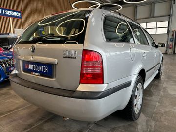 Skoda Octavia Combi Tour *TÜV 082026*