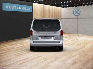 Mercedes V 220 - 5
