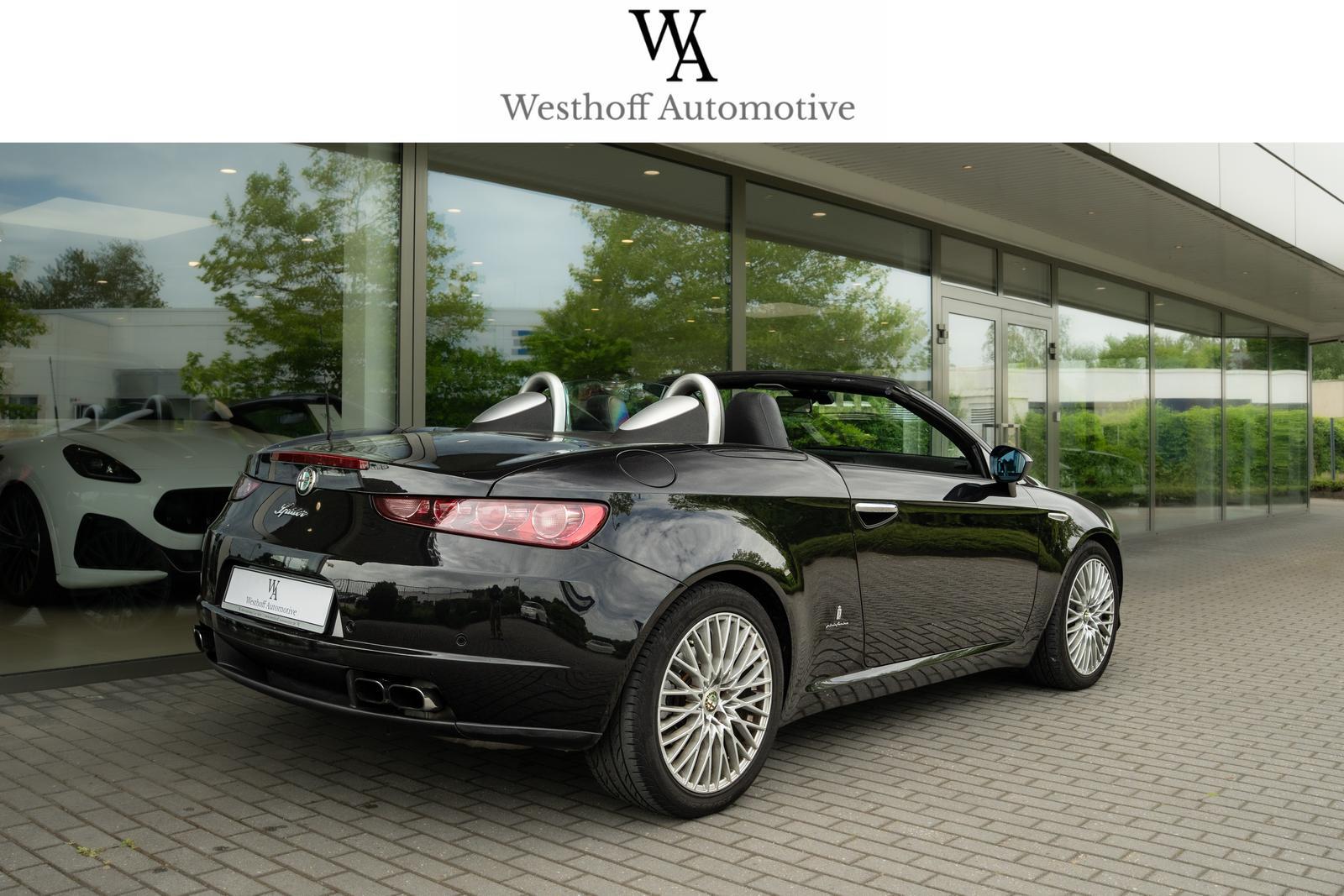 Alfa Romeo Spider 3.2 V6 JTS 260 ch BVM Q4 / 71 000 km / Cuir Poltrona Frau / Sièges électriques chauffants / Jantes 18"