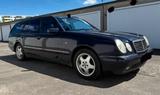 Mercedes-Benz E 230 T AVANTGARDE Klima Sitzheizung AHK - Mercedes-Benz E 230: Kombi