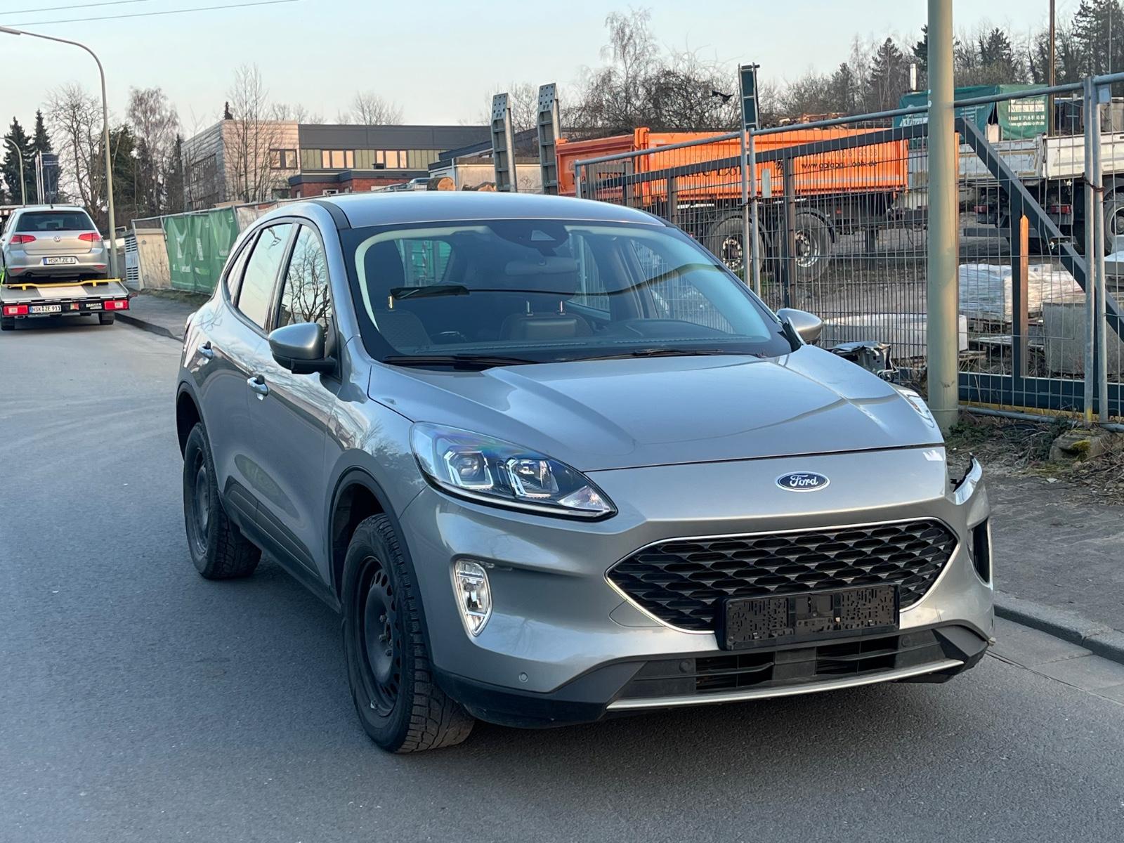 Ford Kuga 2.0 TDCI 4x4 Automatik Cool & Connect AHK