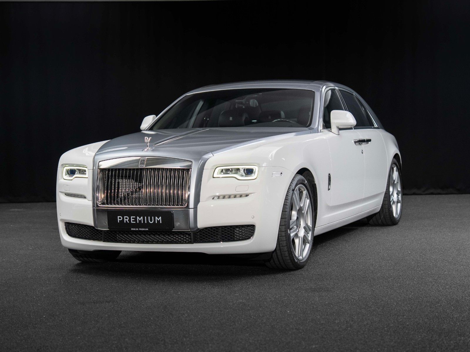 ROLLS ROYCE Ghost