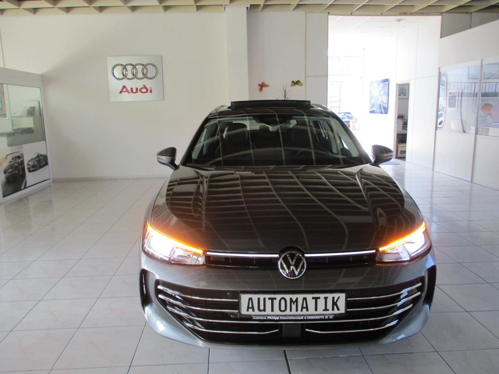 Volkswagen Passat Var. 1.5 eTSI  DSG Elegance /Matrix-LED