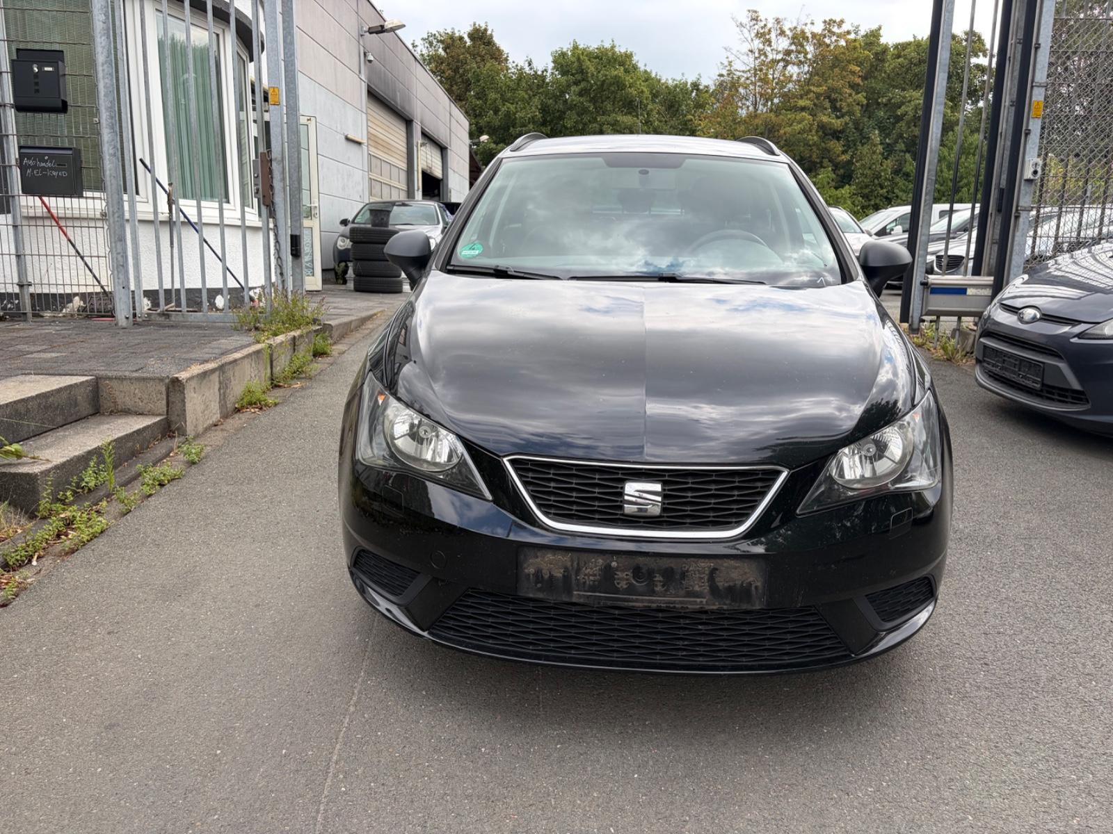 Seat Ibiza 2015 — interior