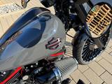 Harley-Davidson Breakout Twin Cam Custom 5HD - HARLEY-DAVIDSON TWIN CAM