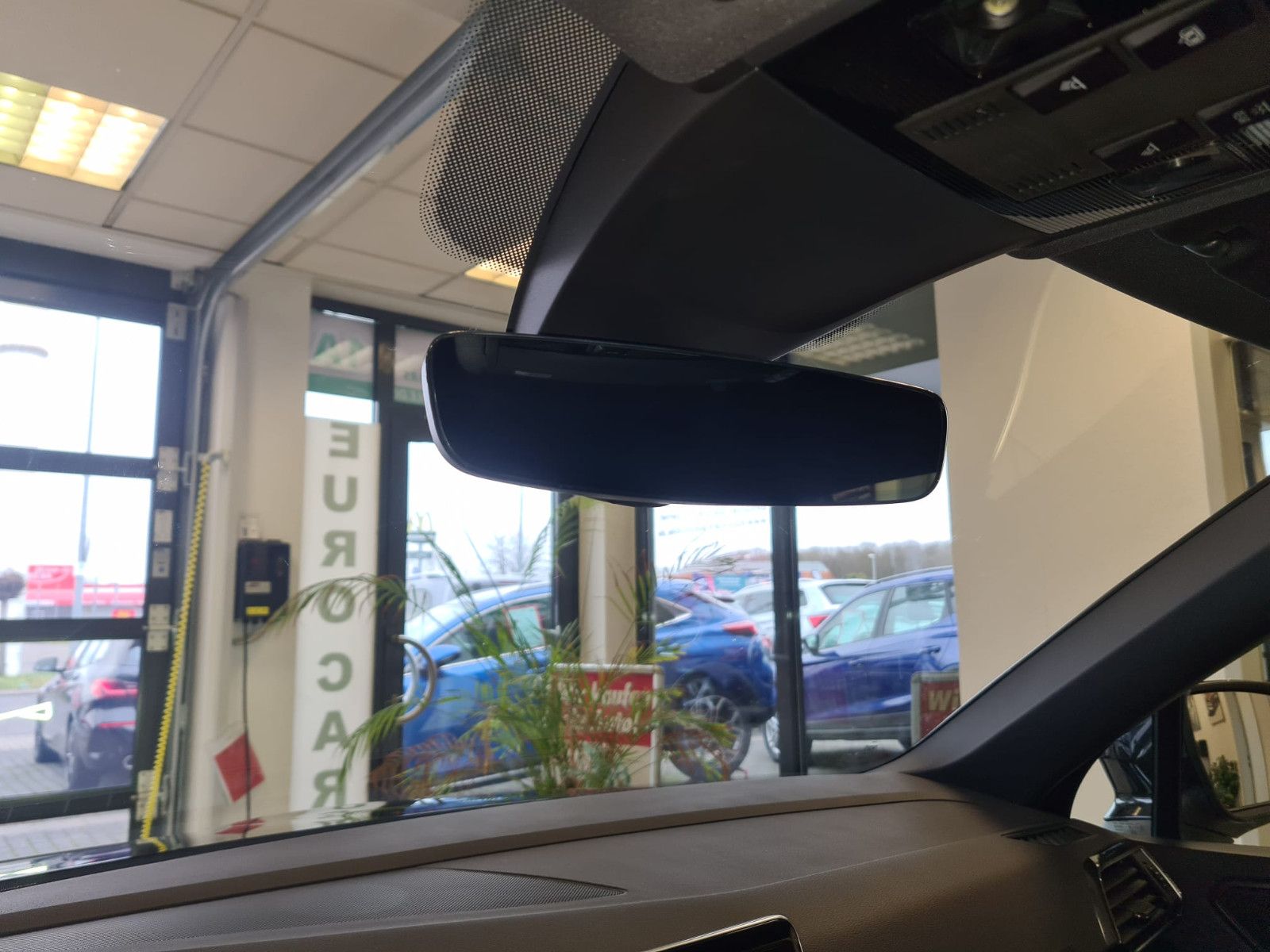 Fahrzeugabbildung SEAT Tarraco Xcellence 4Drive / LED / NAVI / GARANTIE