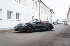 Fahrzeugabbildung Porsche 992 Carrera 4S Cabrio *1. HAND / BOSE / LED*