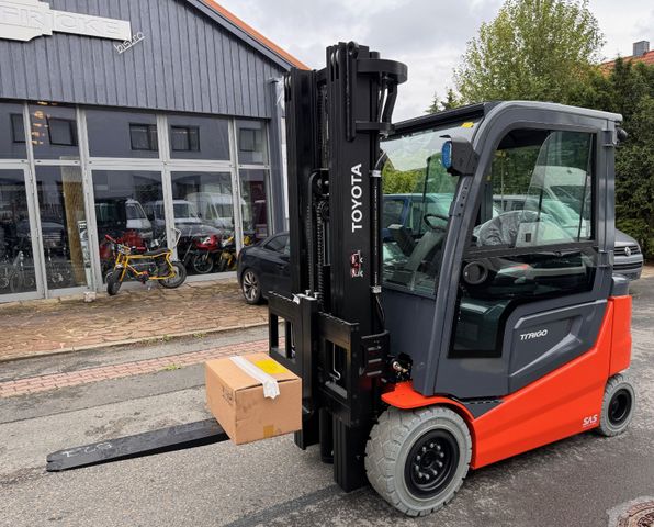 Toyota Elektrostapler 9FBM30T Traigo 30 Seitenschieber