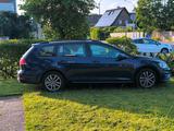 Volkswagen Golf Variant VII  1.6  IQ .DRIV... - Volkswagen Golf mit Diesel-Antrieb: Sportwagen