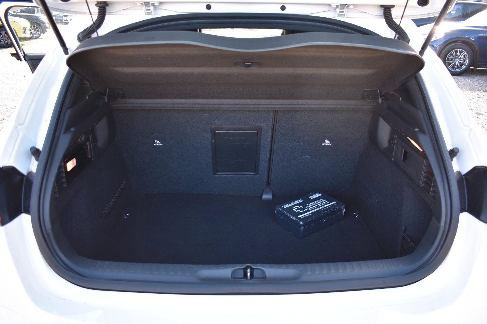 Fahrzeugabbildung Citroën DS4 SoChic