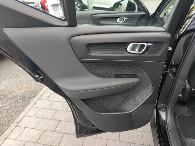 VOLVO XC 40 (Bild 14 von Array)