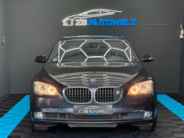 BMW 750 - 2