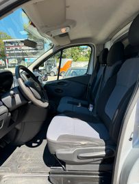 Opel Vivaro - 12