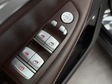 BMW 730 - 10