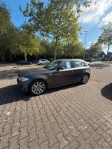 BMW 118i AUTOMATIK erst 86682 km - BMW aus 2007: 1er