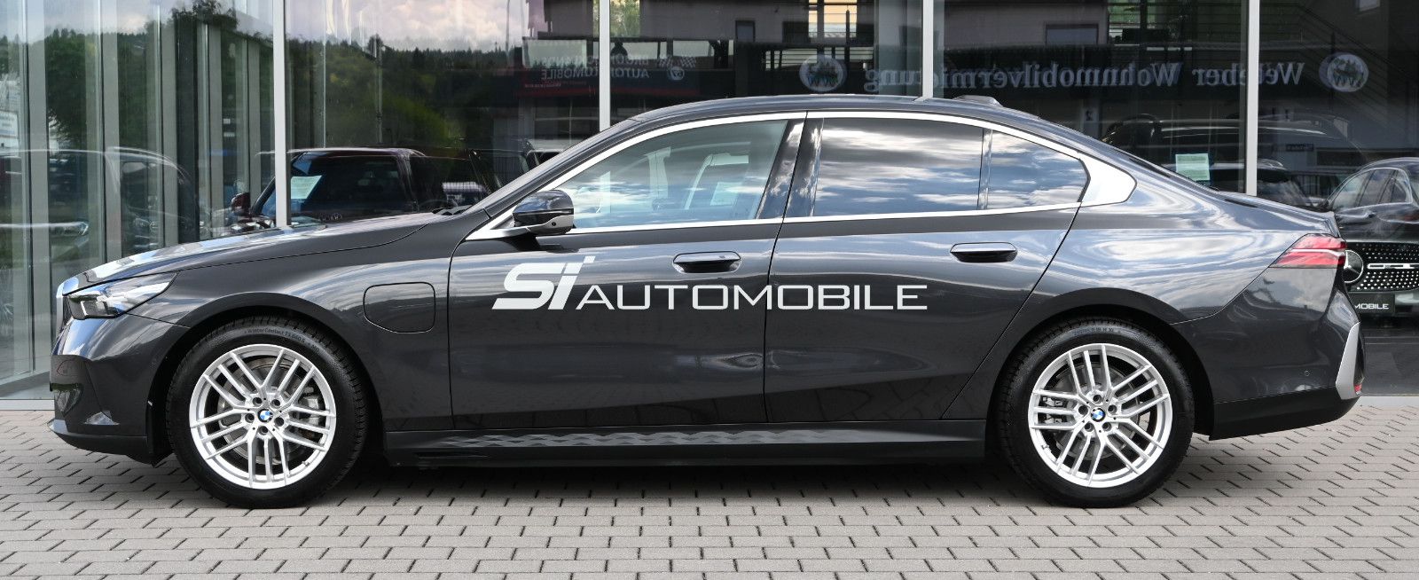 Fahrzeugabbildung BMW 530e °UVP 84.740€°ACC°AHK°SITZBELÜFT°360°HARMAN°