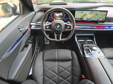 BMW 740 - 12