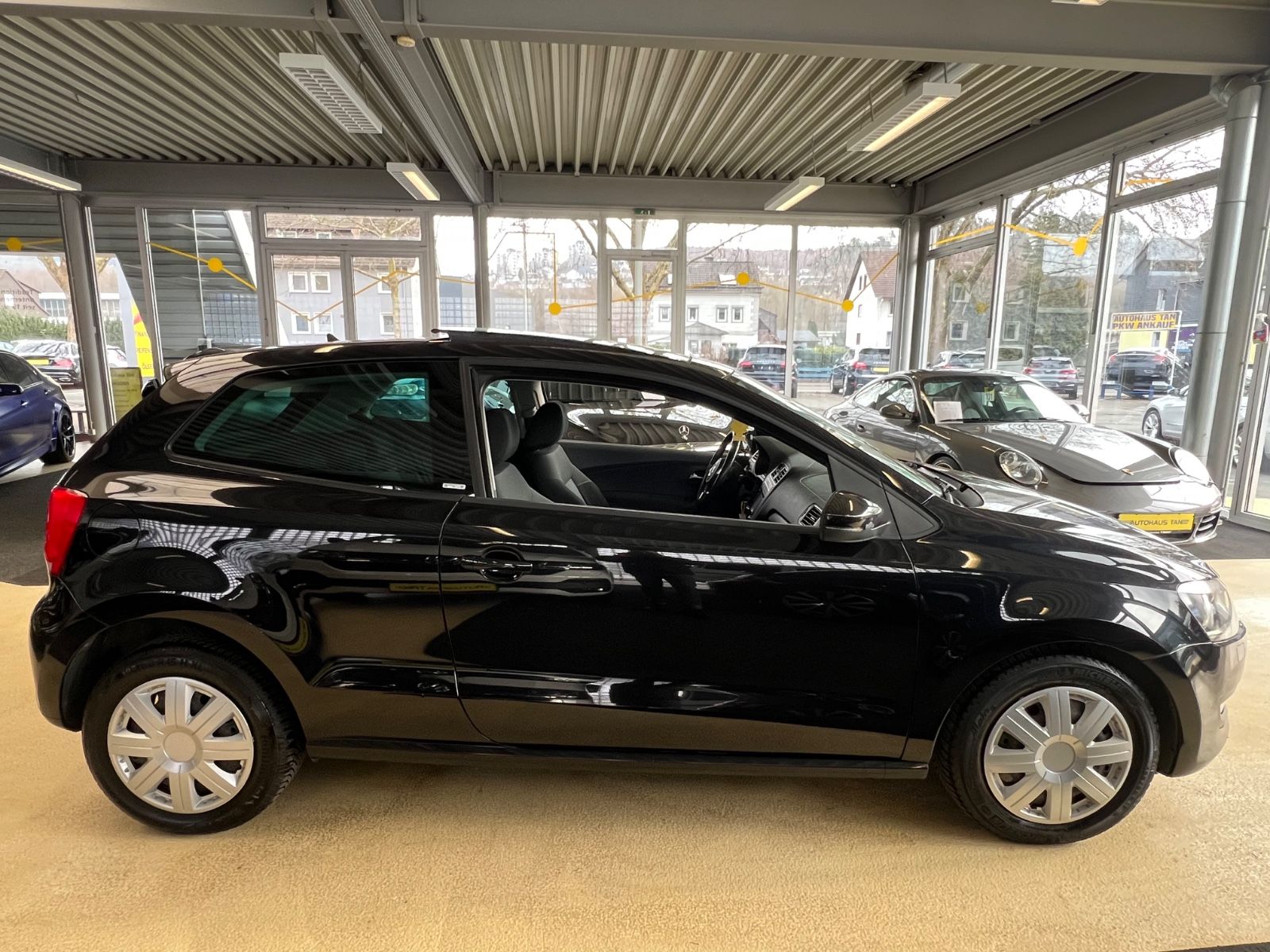 Fahrzeugabbildung Volkswagen Polo V 1.2 TDI Style *PANORAMADACH*