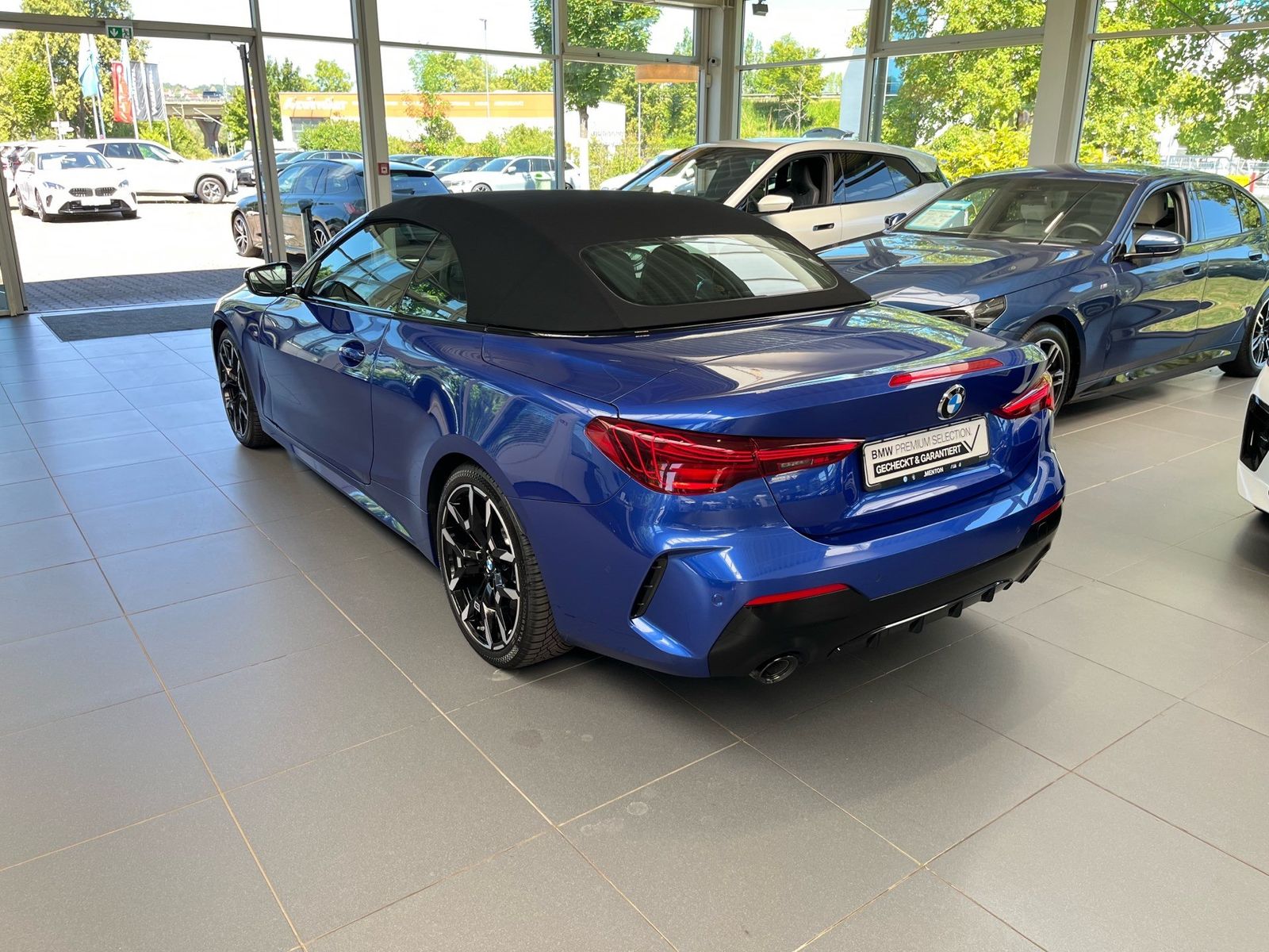 BMW 420d Cabrio M Sportpaket Pro aktives Service In foto 5