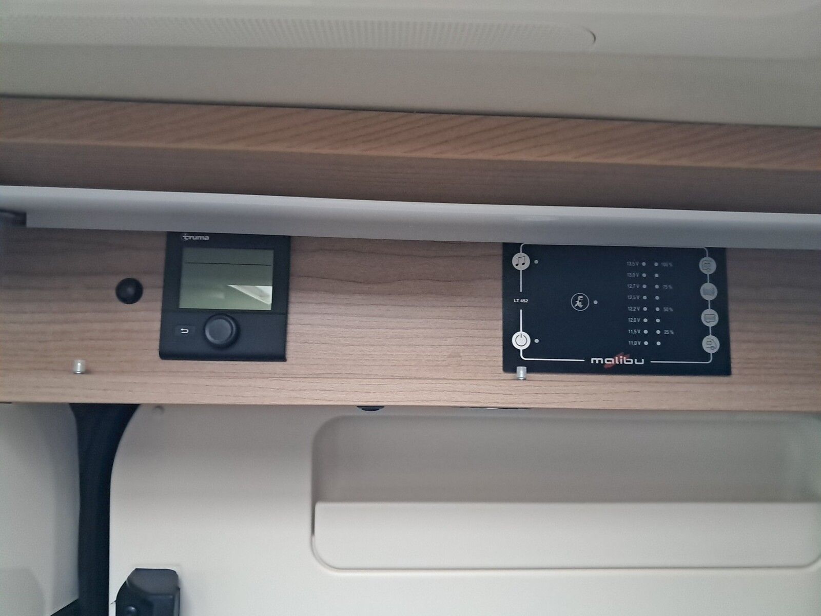 Fahrzeugabbildung Malibu Genius 641 LE Klimaautomatik, Radio DAB