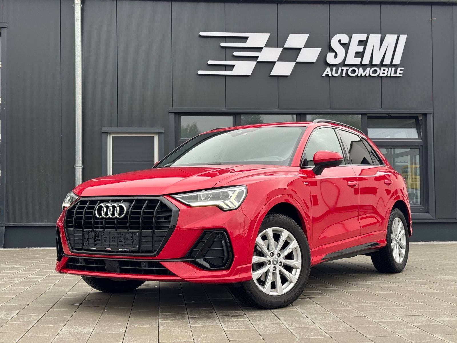 AUDI Q3 35 TFSI S line*Virtual*ACC*LED*EU6*