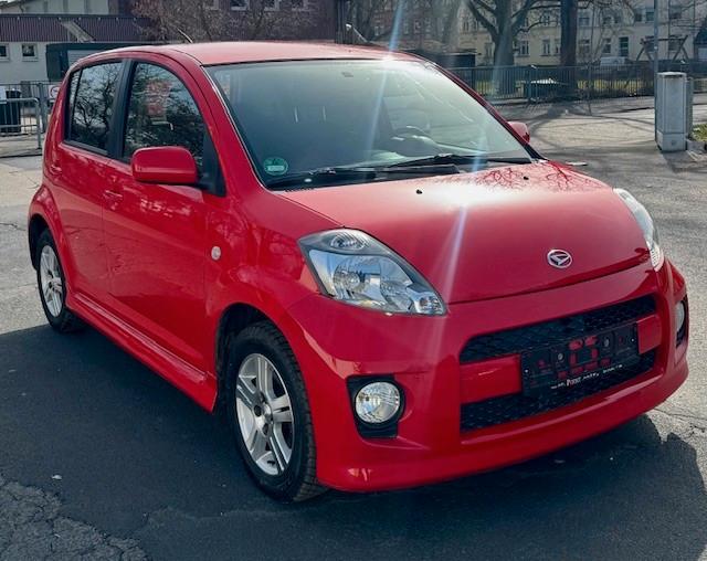 Daihatsu Sirion 1.3 AUTOMATIK TÜV NEU! 4x4