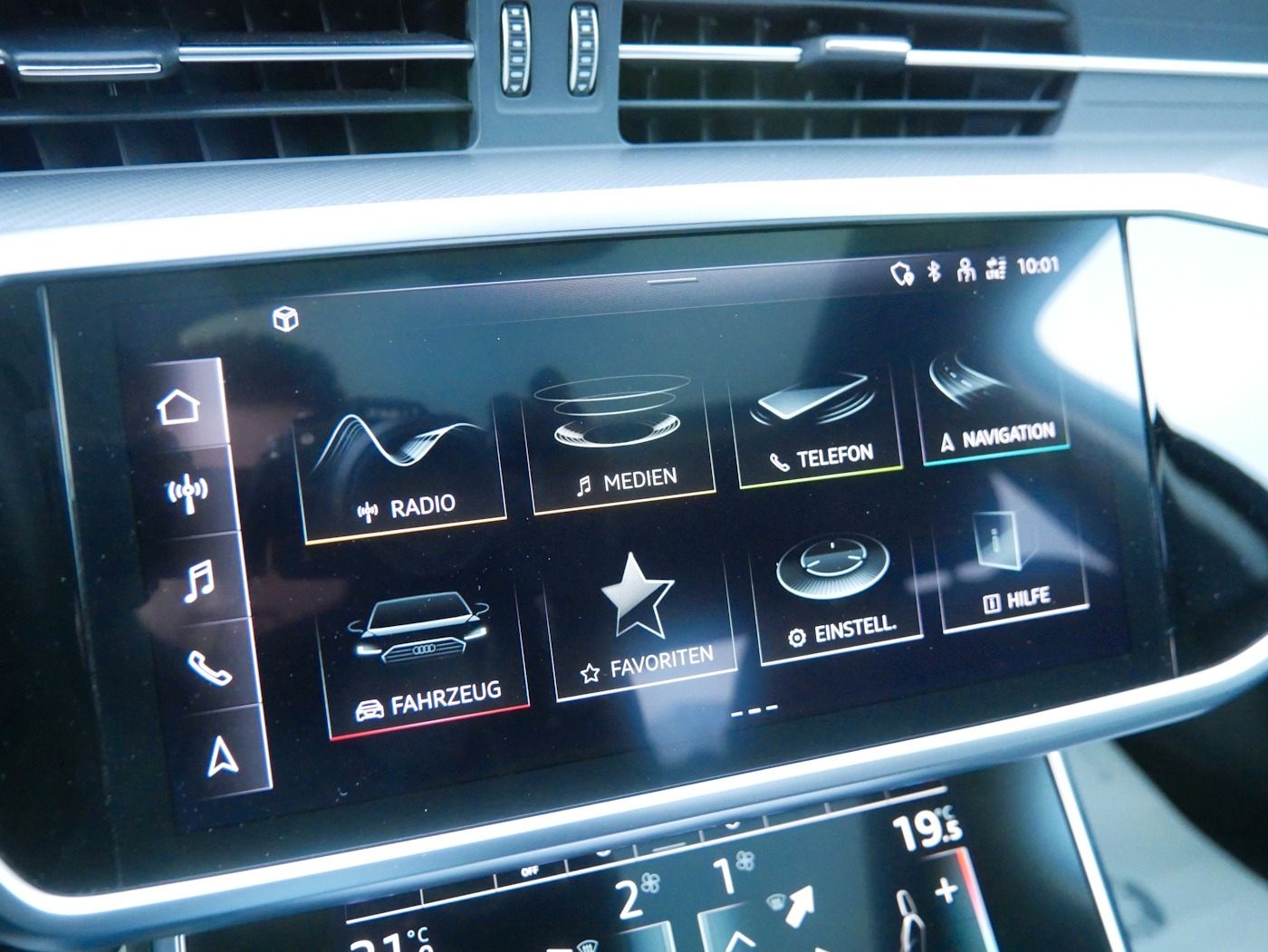 Fahrzeugabbildung Audi A6 Lim 40 TDI Sport Schiebedach 360° MATRIX SHZ