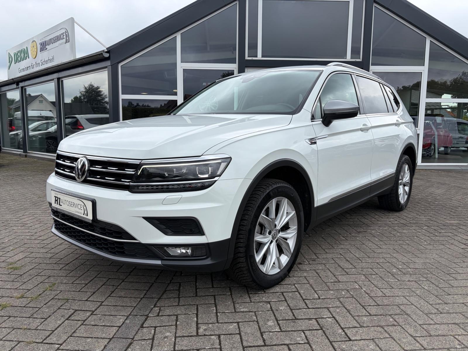 Volkswagen Tiguan Allspace Highline 4Motion+7-SITZ+NAV+AHK+