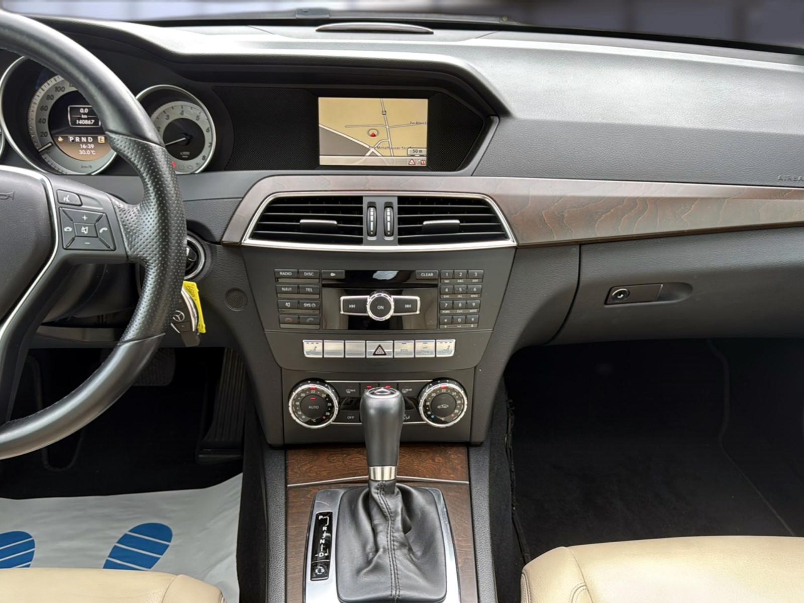 Mercedes-Benz C 180 Coupe CGI+BI-XENON+NAVI+LEDER+PDC+ALU