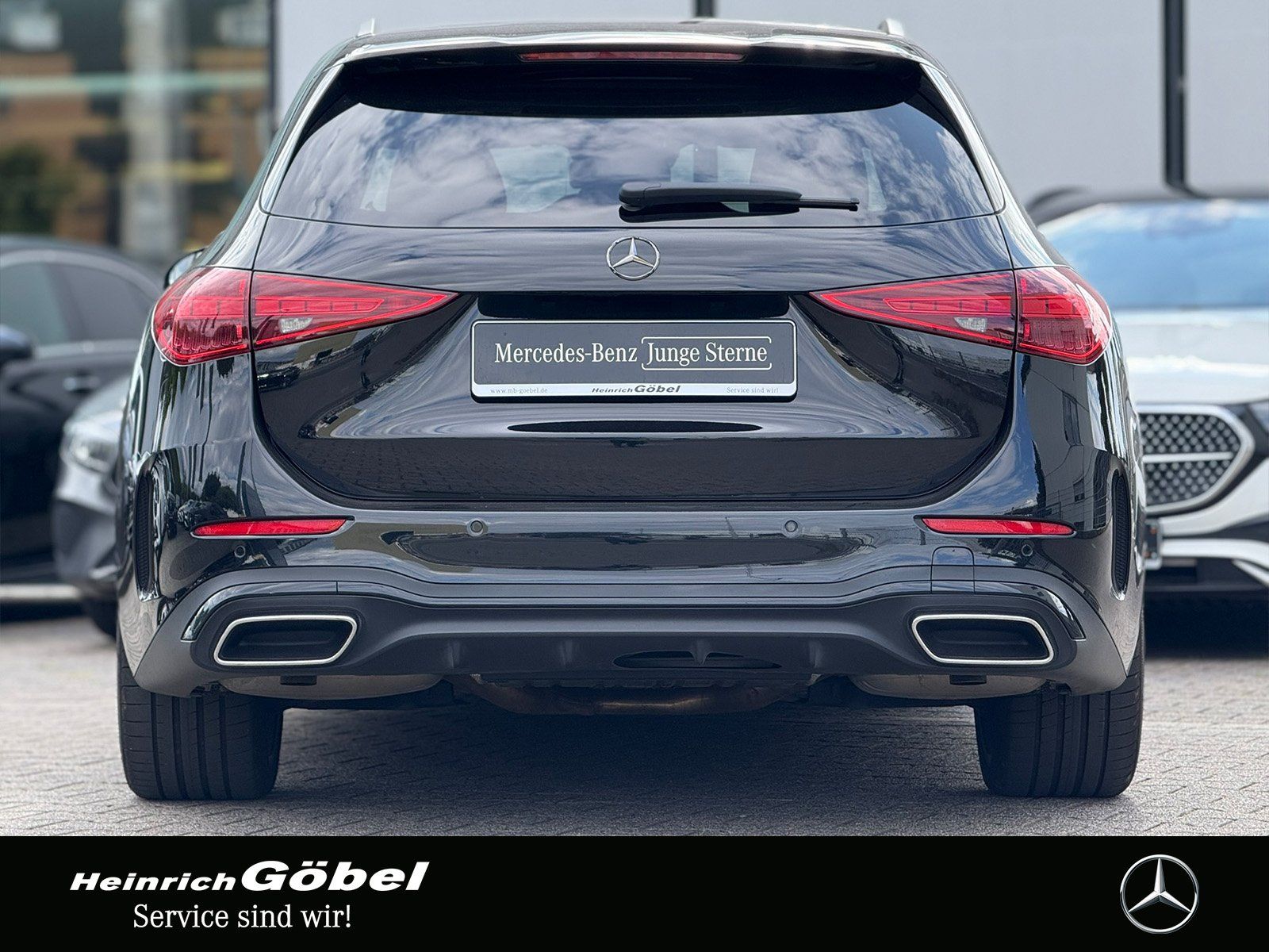 Fahrzeugabbildung Mercedes-Benz C 300 4M T AMG*AHK*SITZKLIMA*PANO*DISTRONIC*360*
