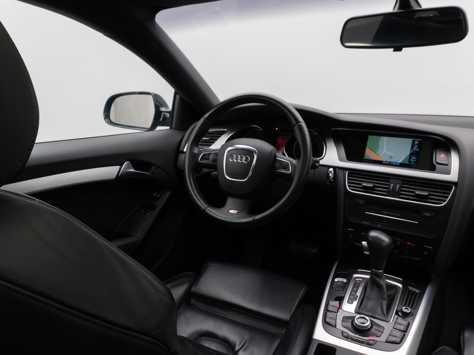 Fahrzeugabbildung Audi A5 Coupe 3.0 TDI quattro Panorama Xenon 8Fach