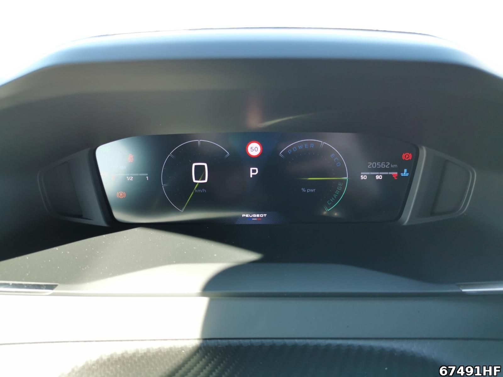 Fahrzeugabbildung Peugeot 208 1.2 Hybrid 100, Allure