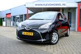 Toyota Yaris 1.3 VVT-i Aspiration 5-türig Airco|Cam|Cru - Toyota Yaris: Schwarz