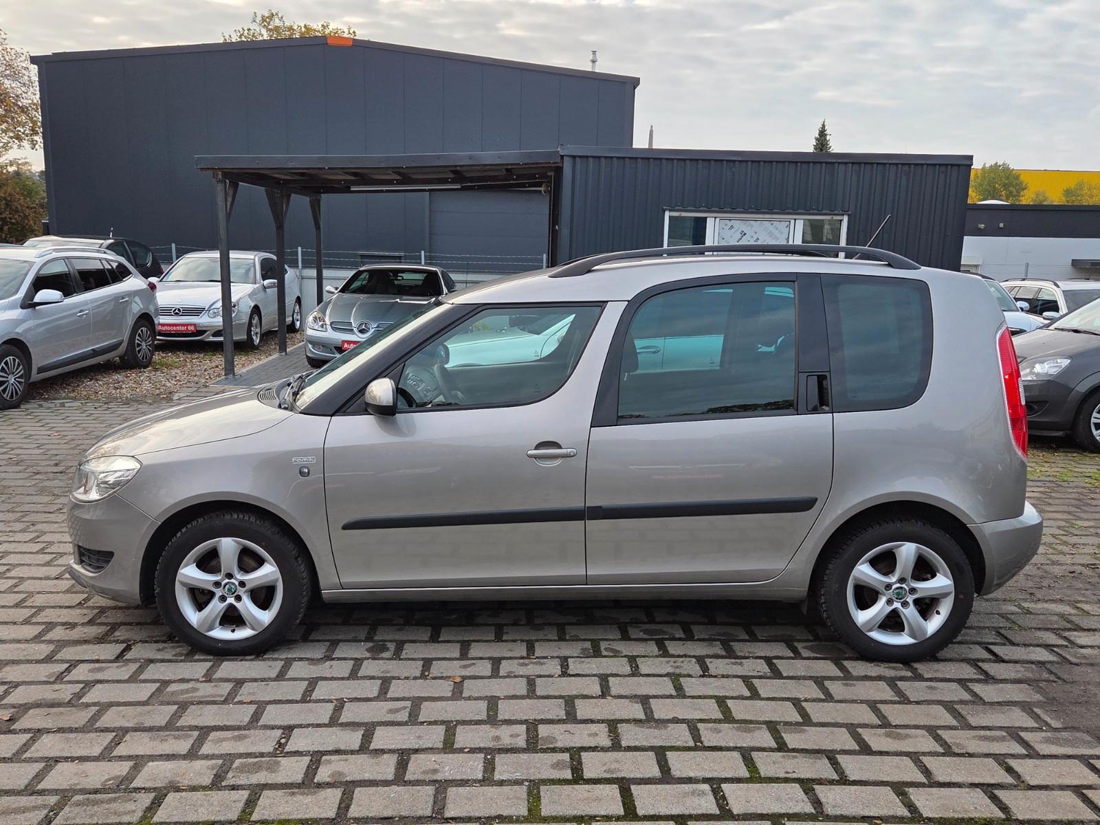Skoda Roomster 2012 — photo 8
