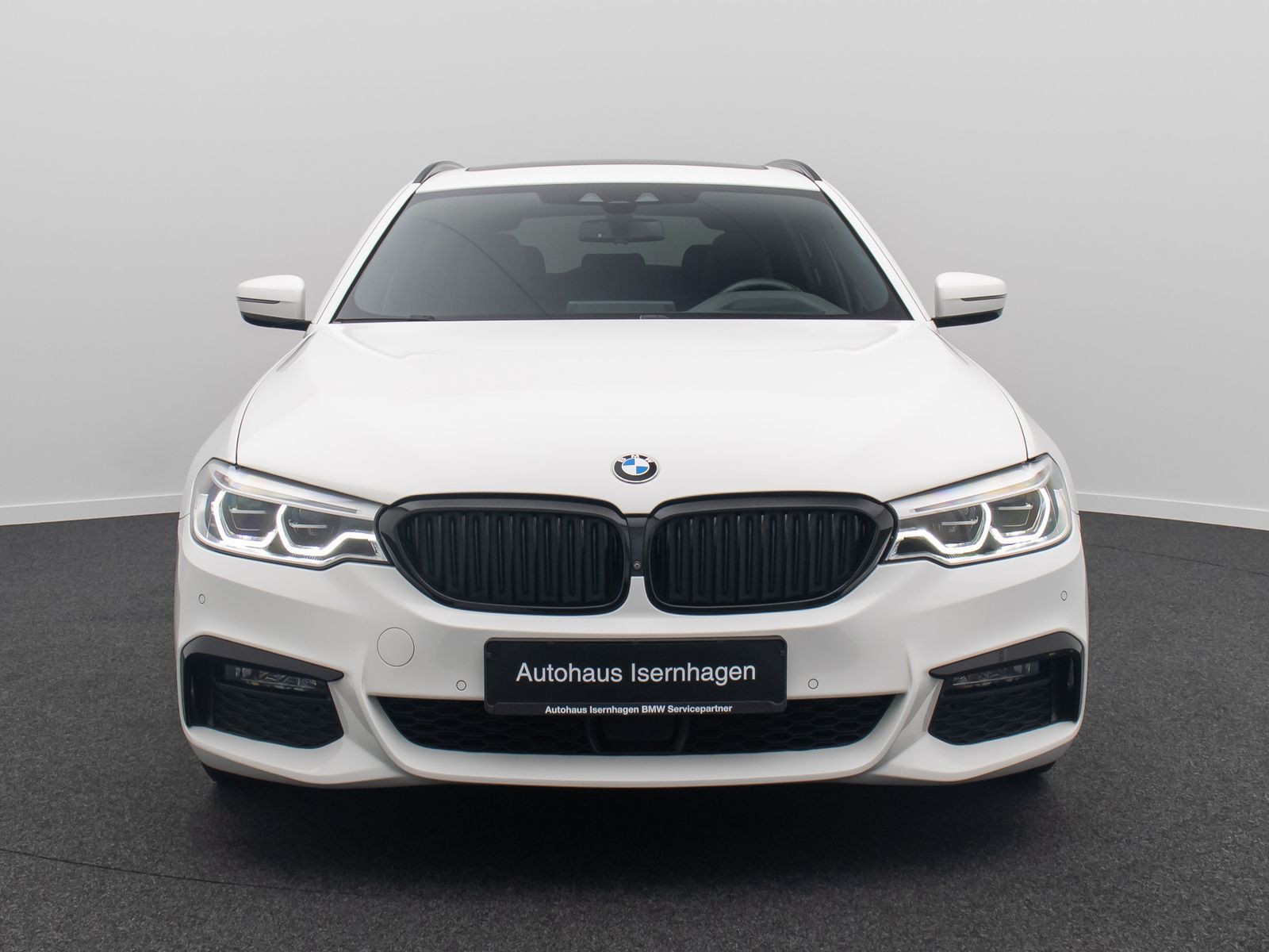 Fahrzeugabbildung BMW 530d M Sport 360°Komfort Panorama HUD DAB 20Zoll