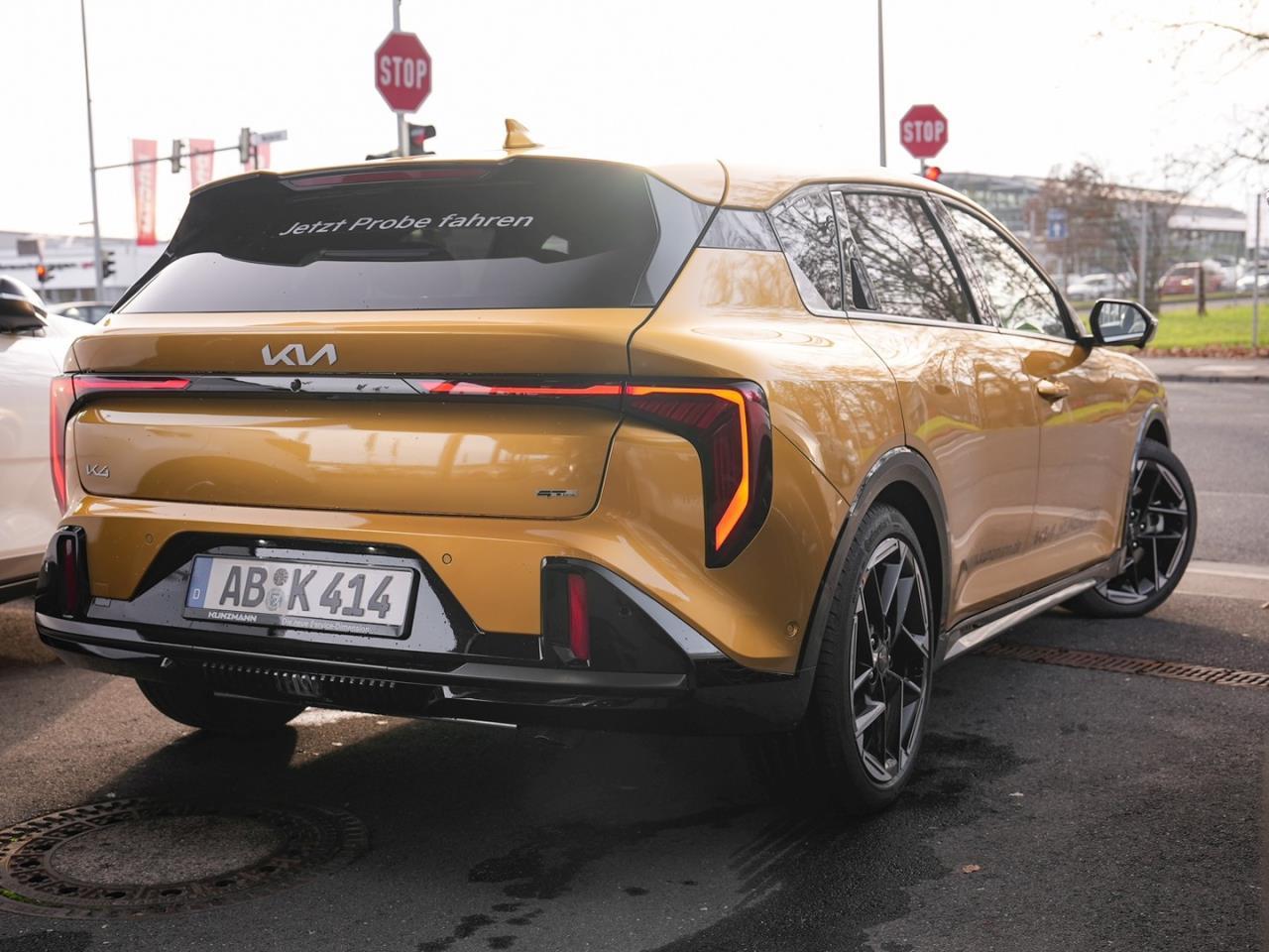 Kia K4 1.6T DCT GT-Line Memory Navi Harman/Kardon
