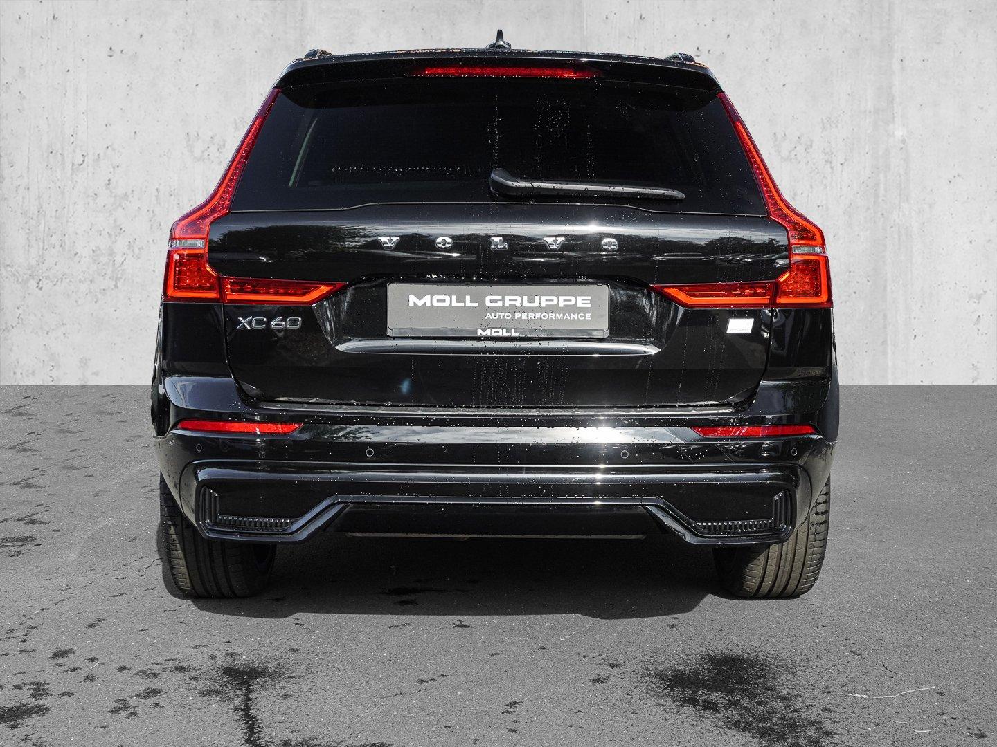 Volvo XC60 B4 B R-Design STANDHZG PANO AHK 360° H&K LE