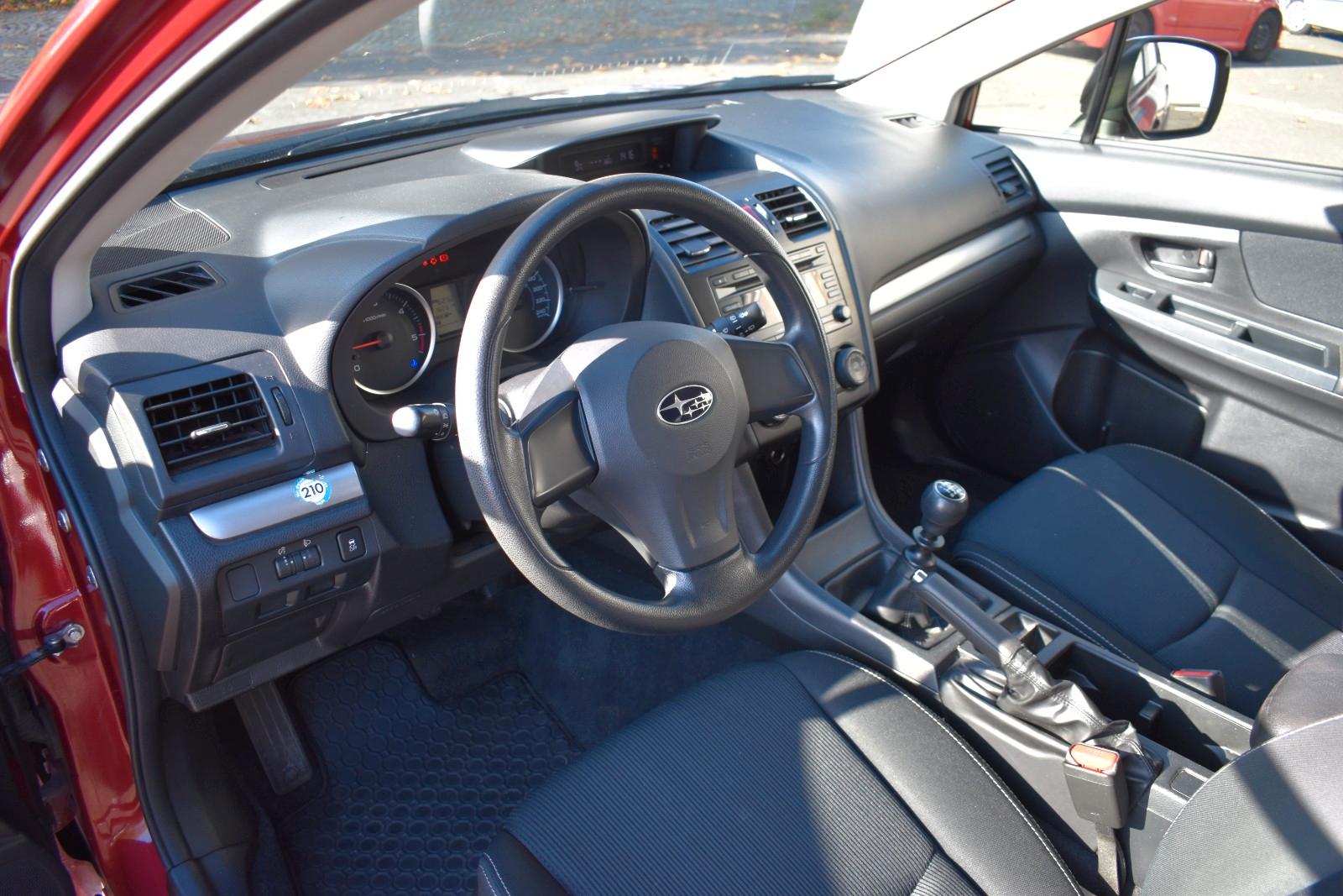 Subaru XV 2013 — photo 12