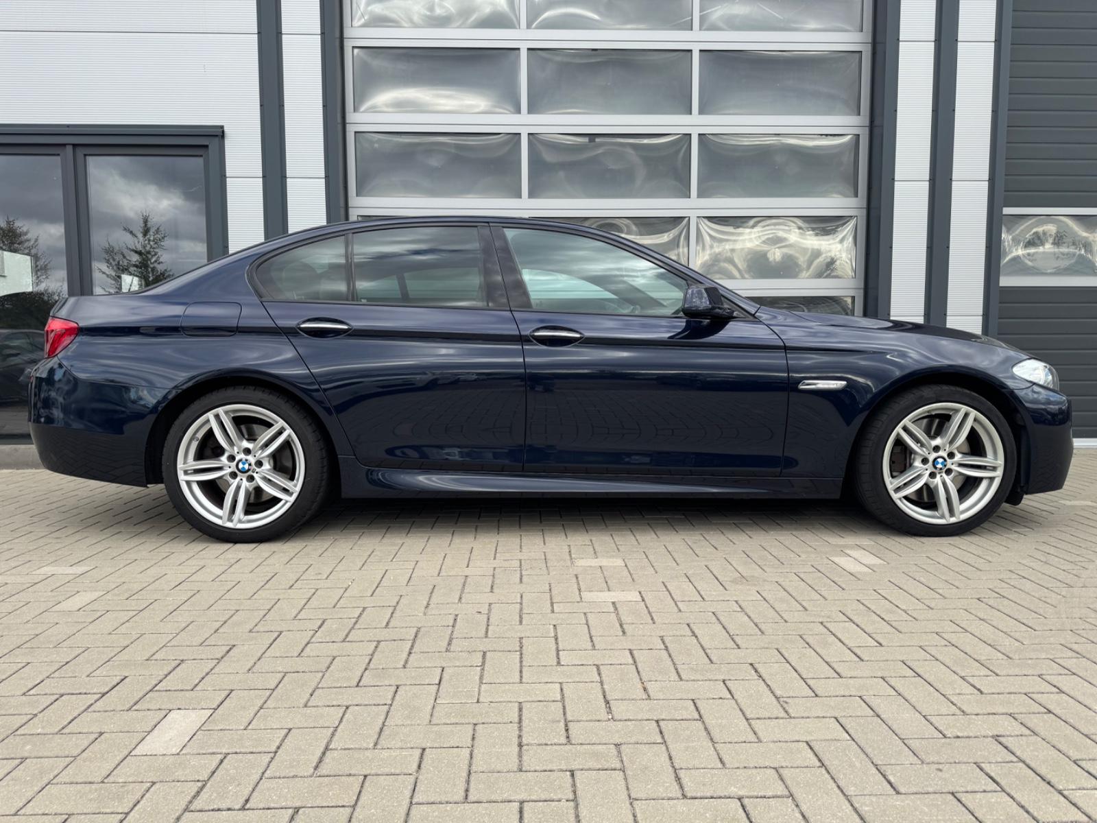 BMW 550 - XDRIVE - 408 CV - PACK M - CARNET ENTRETIEN