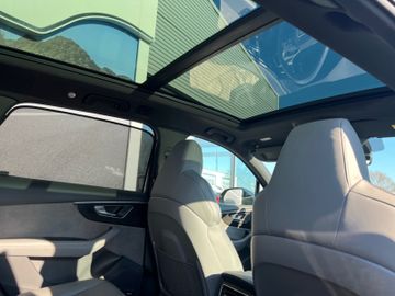 Fahrzeugabbildung Audi SQ7 4.0 quattro TDI Pano 7 Sitzer 22" uvm