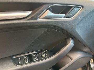 Audi A3 *TÜV:228*KEYLES*TEMPO*NAV*PDC*2-ZONEN*
