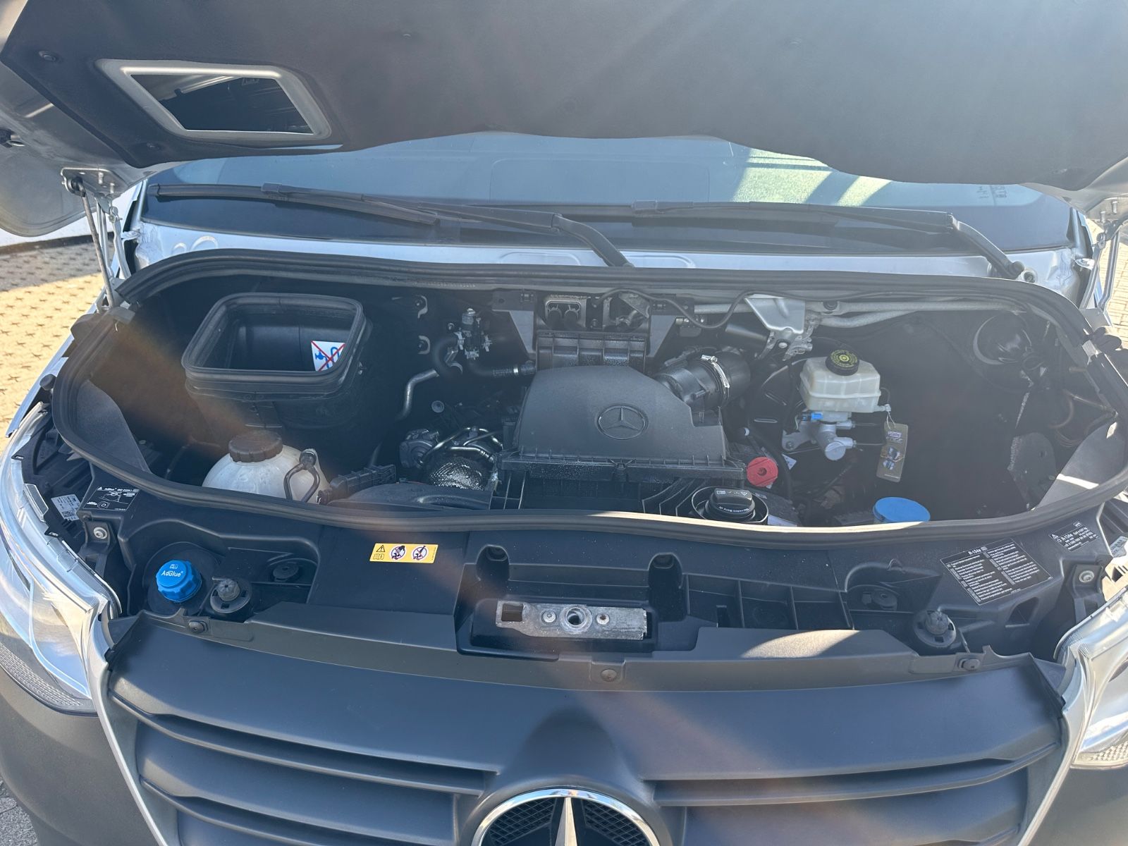 Fahrzeugabbildung Mercedes-Benz Sprinter III PritscheDoKa RWD317/7Sitze/Navi/AHK