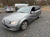 Mercedes-Benz C 180 T Sport Edition / NAVI / TEMPO / EU 5 - Mercedes-Benz C 180 mit Benzin-Antrieb: mit Klimaautomatik