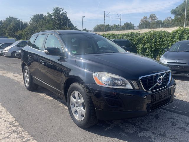 Volvo XC60 2.0 DRIVe Momentum *STDHZG*XENON*EURO5*