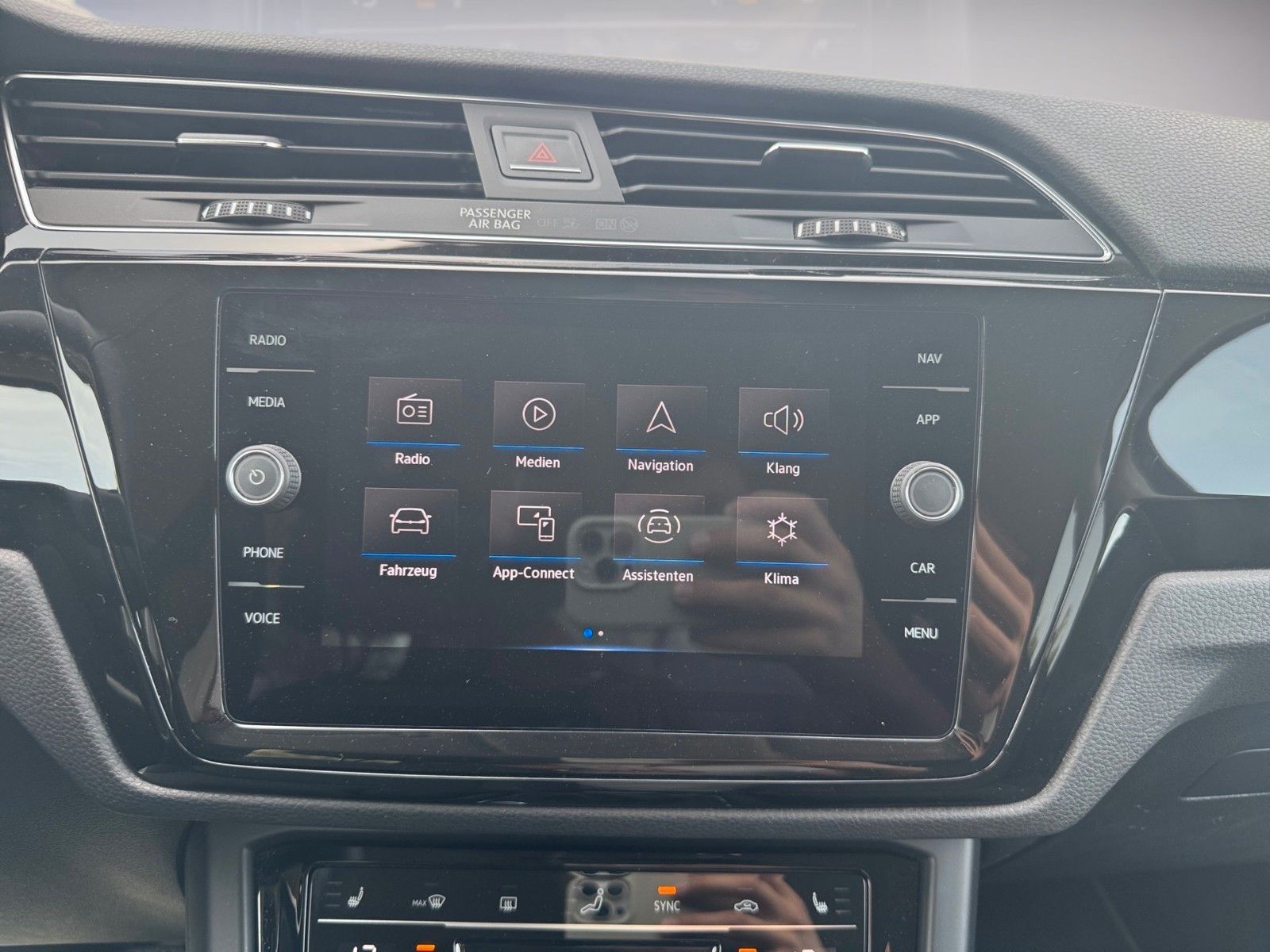 Fahrzeugabbildung Volkswagen Touran Comfortline 1.5 TSI