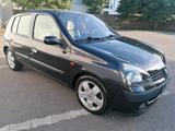 Renault Clio Automatik 1.4 Liter - gebrauchte Renault Clio aus dem Jahr 2001
