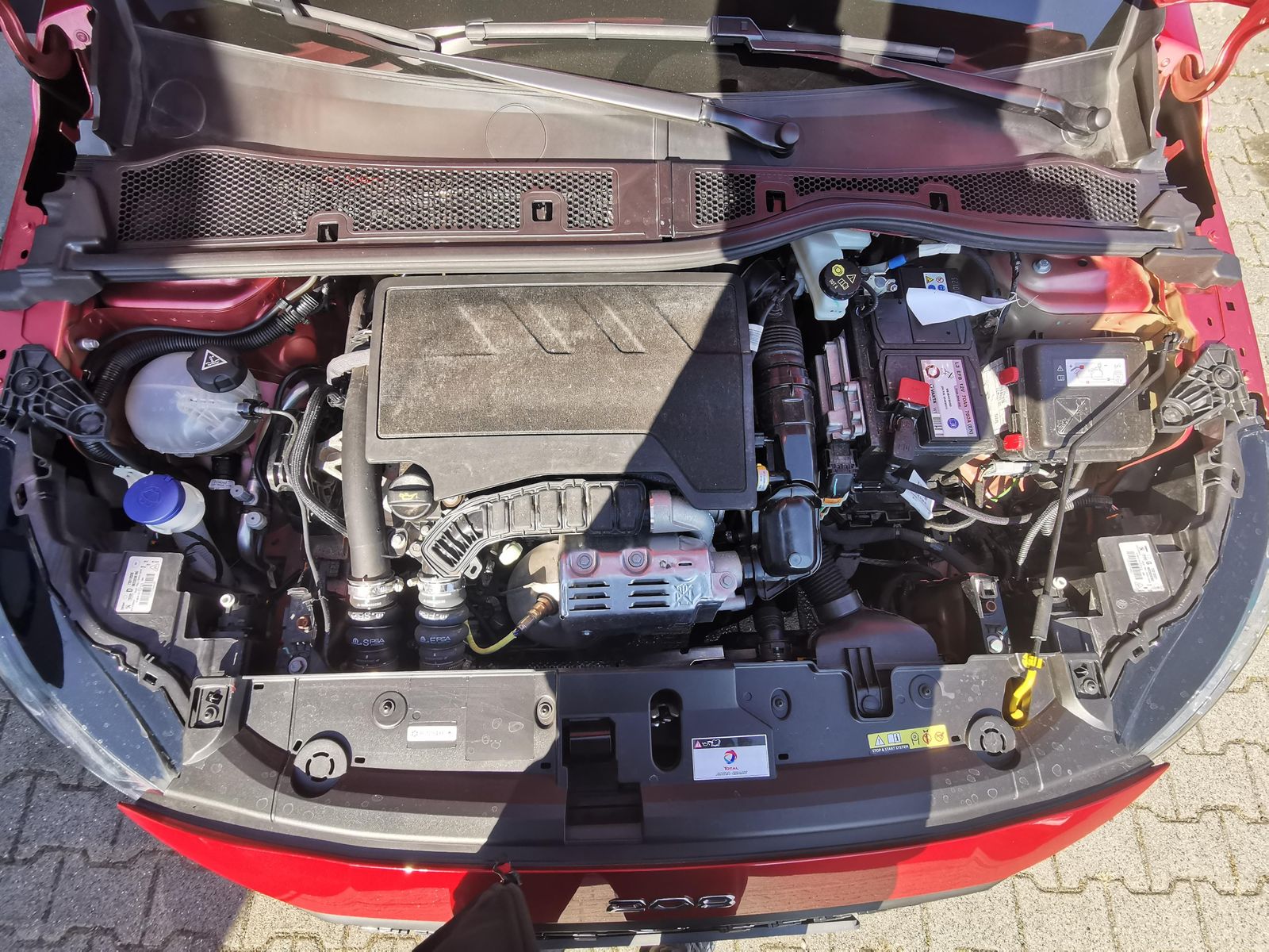 Fahrzeugabbildung Peugeot 208 Allure Pack*Sitzhzg*PDC hi+Cam*LED*Navi*