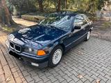 BMW Bmw E36 325i Coupé 2 Hand Tüv Neu - BMW 325 aus 1992